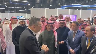 وزير الإعلام السعودي يفتتح جناح اتحاد إذاعات وتليفزيونات التعاون الإسلامي في معرض 