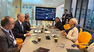 وزيرة البيئة تلتقي نظيرها الأذربيجاني ورئيس مؤتمر المناخ cop29