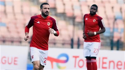 بعد الإغراءات الخليجية.. موقف علي معلول من التجديد لـ النادي الأهلي