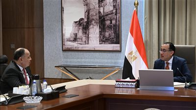 مدبولى: توجيهات رئاسية بالإفراج الفوري عن البضائع من الموانئ