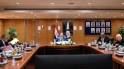 البترول: جارى الانتھاء من معالجة البیانات السیزمیة بالبحر الأحمر تمھیدا لحفر آبار