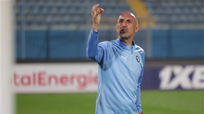 الدوري المصري.. يورتشيتش يعلن قائمة بيراميدز لمواجهة فاركو