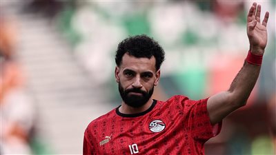 بسبب الإصابة.. ليفربول يطلب إعفاء محمد صلاح من المشاركة مع منتخب مصر