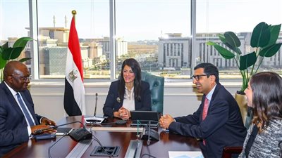 وزيرة التعاون الدولي تلتقي المدير الإقليمي لمؤسسة التمويل الدولية لمناقشة جهود تحسين بيئة الأعمال 