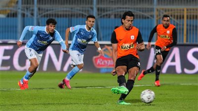 الدوري المصري.. بيراميدز يفقد نقطتين بالتعادل مع فاركو 1-1