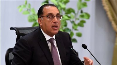 رئيس الوزراء: الدولة تستورد بوليستر بما يقارب 800 مليون دولار سنوياً