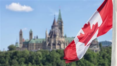 كندا تعلن فرض حزمة عقوبات جديدة على روسيا 