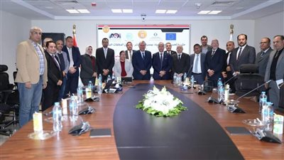 وزارة التنمية المحلية والهيئة العربية للتصنيع يوقعان عقد إنشاء 4 مصانع لتدوير المخلفات الصلبة