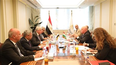 وزيرا التعليم العالي والثقافة والابتكار المجري يفتتحان الجلسة الافتتاحية للمنتدى الأكاديمي العلمي الأول بين مصر والمجر