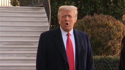 ترامب يفجر مفاجأة عن أول قراراته حال عودته إلى البيت الأبيض