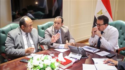 وزير الصحة يتابع الموقف التنفيذي للمشروعات القومية في القطاع الصحي خلال عام 2024