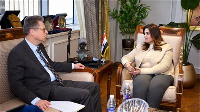 وزيرة الهجرة تبحث مع السفير الألماني تعزيز التعاون المشترك بشأن المركز المصري الألماني للهجرة 