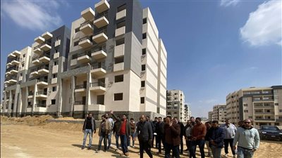 وزير الإسكان يُتابع موقف وحدات المبادرة الرئاسية 