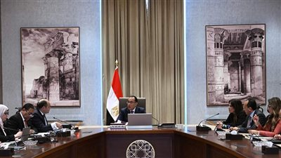 رئيس الوزراء يتابع الإجراءات التنفيذية للاستراتيجية الوطنية للصناعة وتحسين التجارة