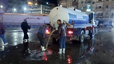 مياه القناة: أعمال سحب مياه الامطار بأحياء مختلفة بمحافظة السويس