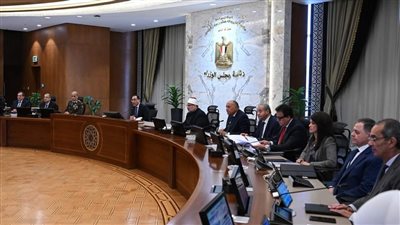 رئيس الوزراء مُهنئاً بذكرى العاشر من رمضان: هذه الملحمة الخالدة ستبقى عيداً لتخليد كفاءة وبسالة قواتنا المسلحة 