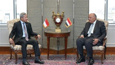 وزير الخارجية يستقبل وزير خارجية سنغافورة