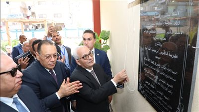 وزير التربية والتعليم ومحافظ الشرقية يفتتحان المدرسة الرسمية الدولية بفاقوس