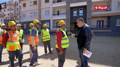 عمال مصر أجمل ناس في مصر.. بهجة وسرور العاملين بفوازير وهدايا الدكتورعمرو الليثي