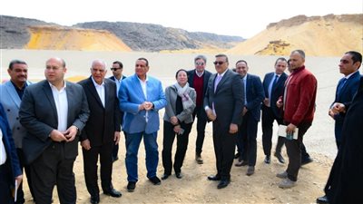وزيرا البيئة والتنمية المحلية ومحافظ الجيزة يتفقدون منظومة التخلص الآمن من المخلفات بمحافظة الجيزة