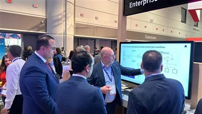 رئيس الرعاية الصحية يلتقي نائب رئيس المنظمة الدولية لتكنولوجيا الرعاية الصحية