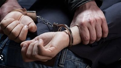 عبر مواقع التواصل الإجتماعي.. ضبط شخص وزوجته بتهمة الترويج لممارسة الأعمال المنافية للآداب