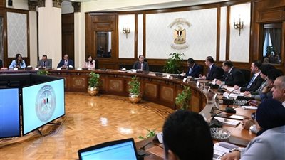 رئيس الوزراء يلتقى أعضاء اللجنة التنسيقية للحوار الوطني