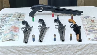 بقصد الإتجار.. ضبط شخصين لحيازتهما أسلحة نارية بدون ترخيص