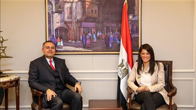  وزيرة التعاون الدولي تعقد اجتماعًا مع السفير القطري بالقاهرة 