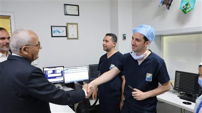 وزير التربية والتعليم يزور مستشفى الناس بشبرا الخيمة ويتفقد أقسام المستشفى المختلفة