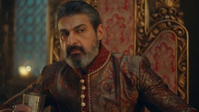 ذكاء المرأة وسحر الحكاية ونعومة الصورة مابين الواقع والخيال بـ 