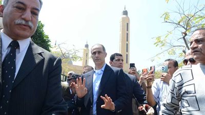 جمال مبارك.. 11 شخصية بارزة حضرت جنازة أحمد فتحي سرور