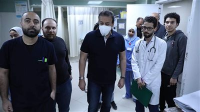 جهود وزيارات مفاجئة لوزير الصحة فى المستشفيات لمتابعة انتظام العمل 