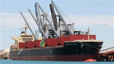 وصول 63 الف طن قمح روسي لميناء سفاجا