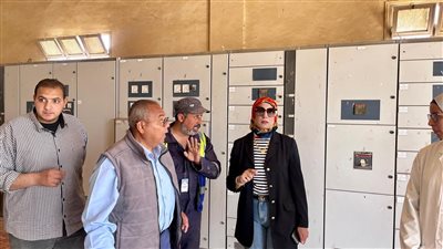 رئيس مدينة السويس الجديدة  تتفقد محطة معالجة المخلفات الصناعية بعتاقة