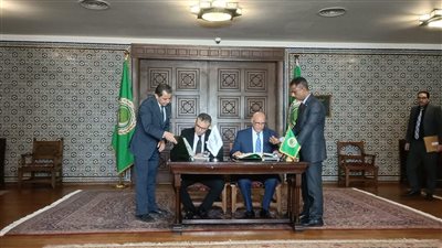 توقيع أكبر بروتوكول تعاون بين الجامعة العربية واتحاد إذاعات وتليفزيونات التعاون الإسلامي