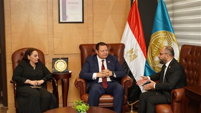 وفد هيئة الضمان الصحي العراقي  في زيارة لمقر هيئة الاعتماد والرقابة الصحية بالعاصمة الإدارية