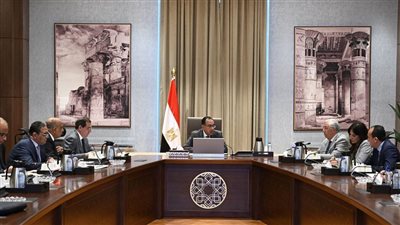 رئيس الوزراء يستعرض تقريرًا حول نشاط صناديق الاستثمار في الذهب