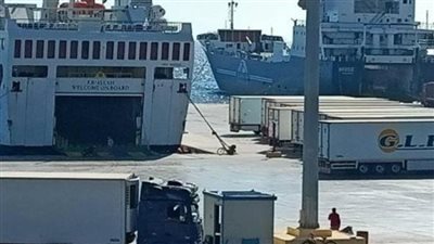 إغلاق ميناء نويبع البحرى لسوء الأحوال الجوية