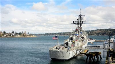 اندلاع حريق بسفينة تابعة للبحرية الأمريكية فى طريقها إلى غزة