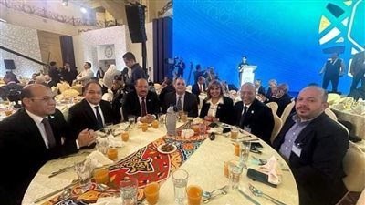 رئيس الهيئة البرلمانية لنواب السويس في حفل إفطار الأسرة المصرية
