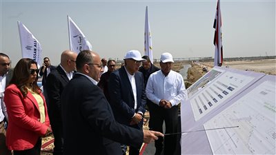 رئيس الوزراء يتابع جهود تنفيذ التوجيهات الرئاسية بتعظيم معدلات الصادرات المصرية إلى الخارج