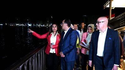  رئيس الوزراء يشهد افتتاح 