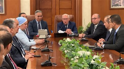 أبرزها ضبط الاسعار.. رئيس حماية المستهلك يلتقي بمحافظ بورسعيد لمناقشة بعض الملفات