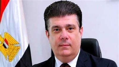 حسين زين يهنئ الرئيس السيسي بمناسبة عيد تحرير سيناء