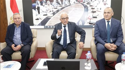 وزير التربية والتعليم يستقبل الطلاب المشاركين فى المسابقة العالمية 