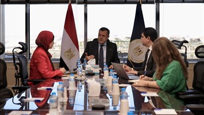 وزير السياحة والآثار يعقد الاجتماع الدوري لمتابعة تطورات تحسين جانب العرض بالمقصد السياحي المصري