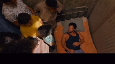 مدرس تاريخ.. قصة فيلم اللعب مع العيال لمحمد إمام