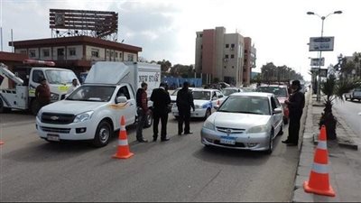 خلال حملات مرورية.. تحرير 1500 مخالفة عدم تركيب الملصق الإلكتروني