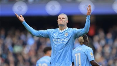 بسبب صراع الدوري الإنجليزي.. هالاند: سنصاب بالجنون